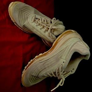 Nike Airmax ‘97. Size 9